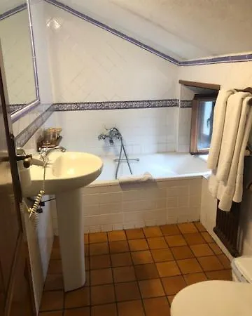 Casa Navarro O Cebrero